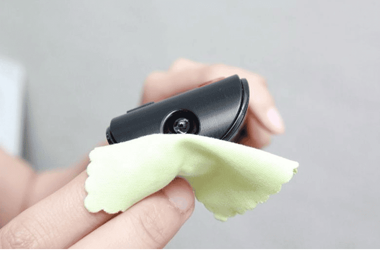 Cách sửa remote tivi Aqua bị lỗi, không điều khiển được