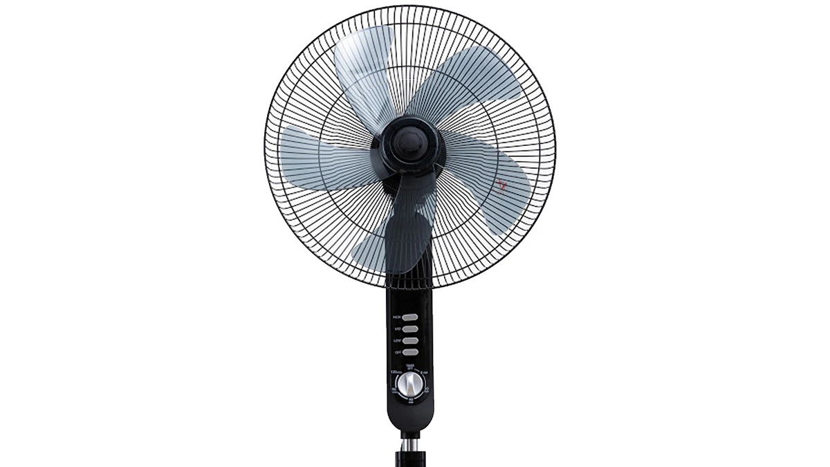 Toshiba F-LSA10(K)VN trang bị 5 cánh quạt đường kính 40cm